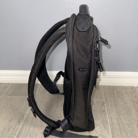 Tumi Alpha Bravo Davis Backpack Laptop Carry Bag Nylon Leather Black *READ - Picture 5 of 16